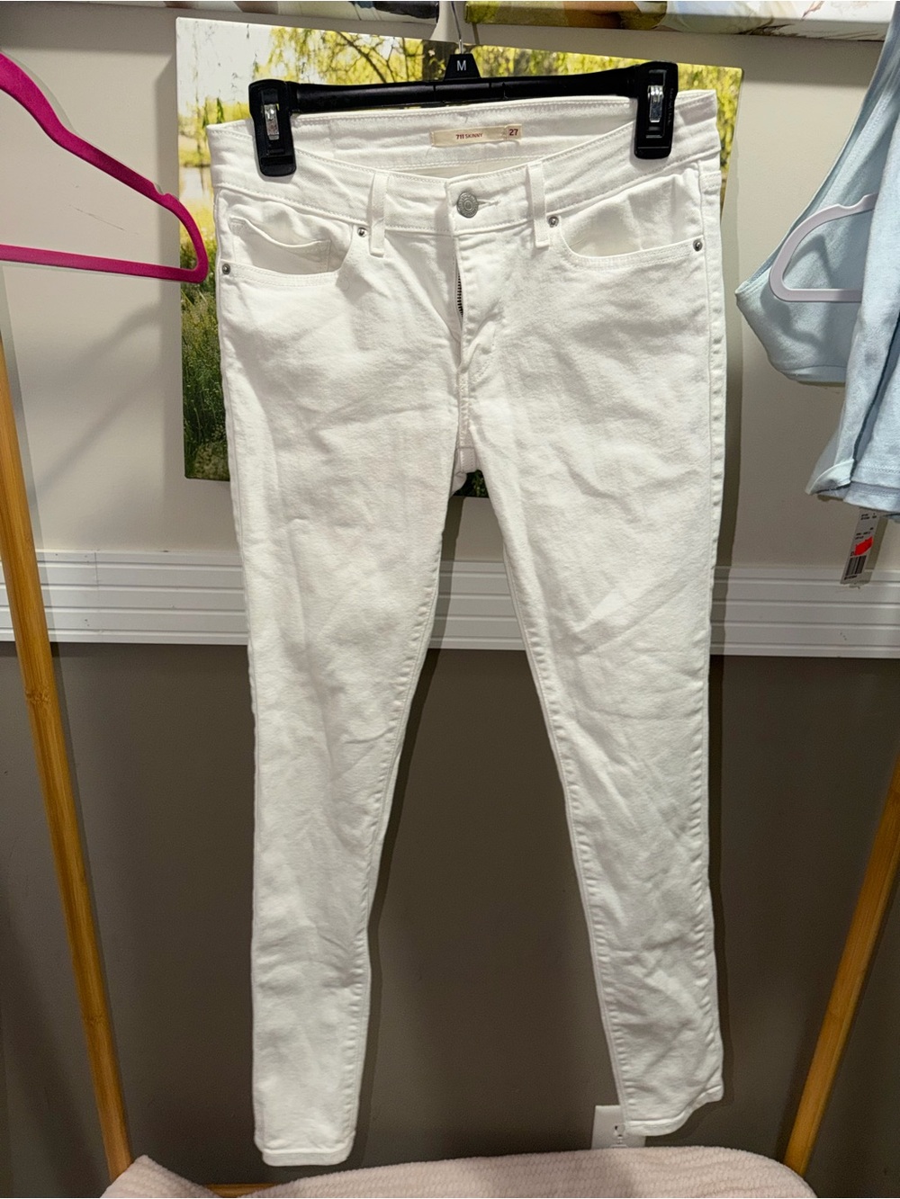 Levi 711 White Skinny Jeans - Women